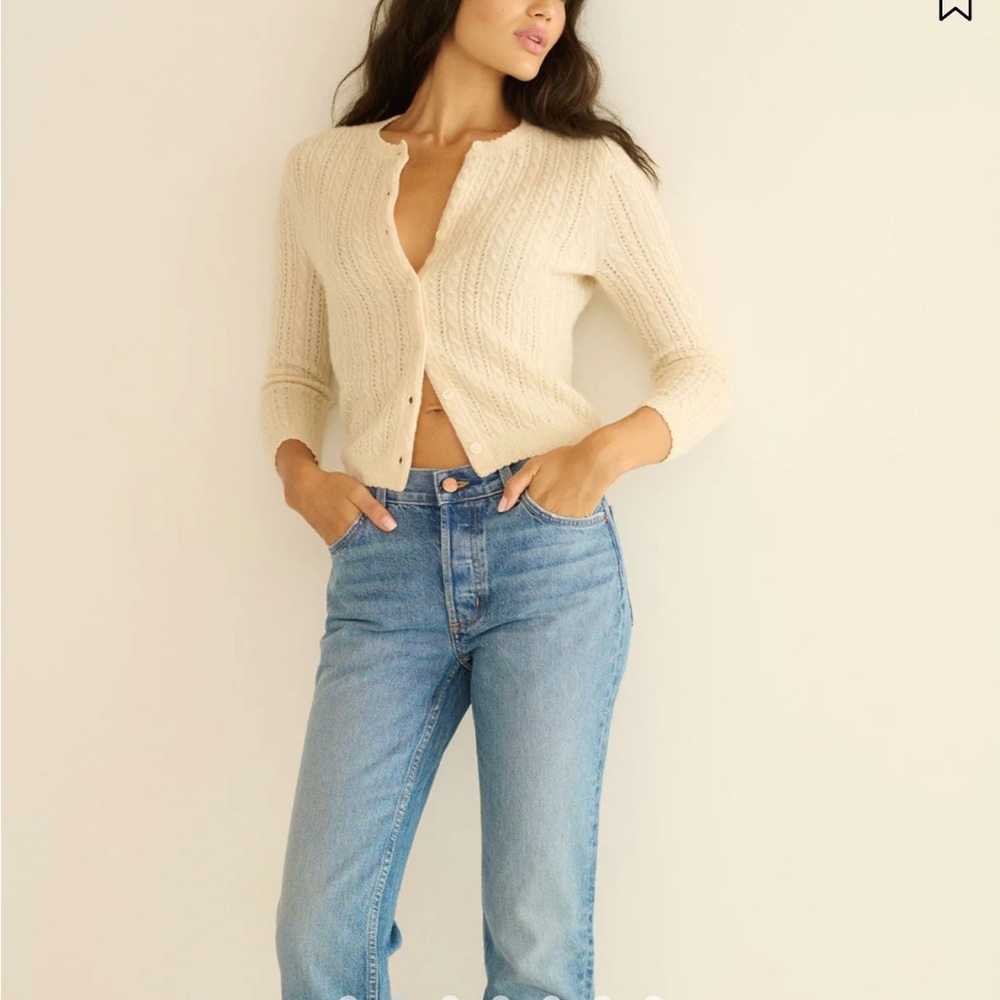 DOEN DIANA MID RISE JEAN -- MARVILLE WASH - Picture 3 of 6